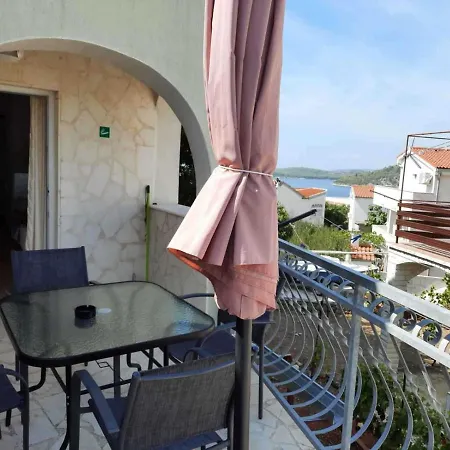 In With Sea View, Terrace, Air Conditioning, Wifi 4773-2 Razanj