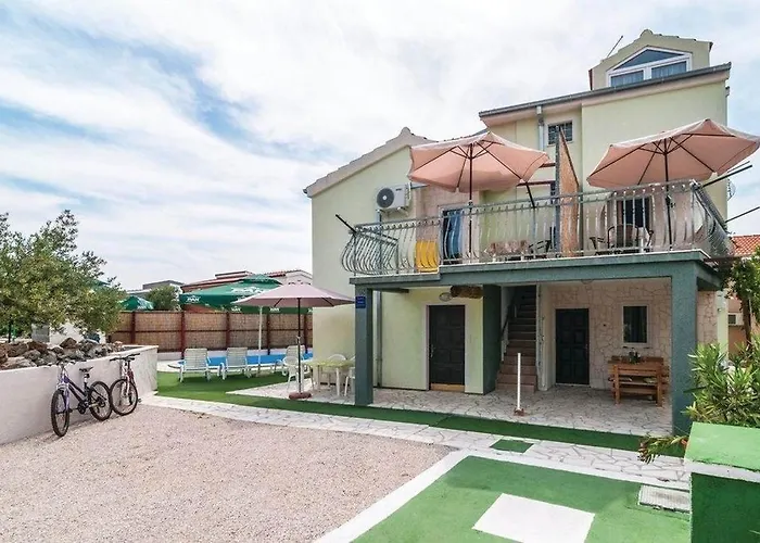 In With Sea View, Terrace, Air Conditioning, Wifi 4773-2 아파트